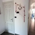 Sabrina's House Apartment