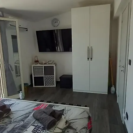 Apartman Sabrina's House